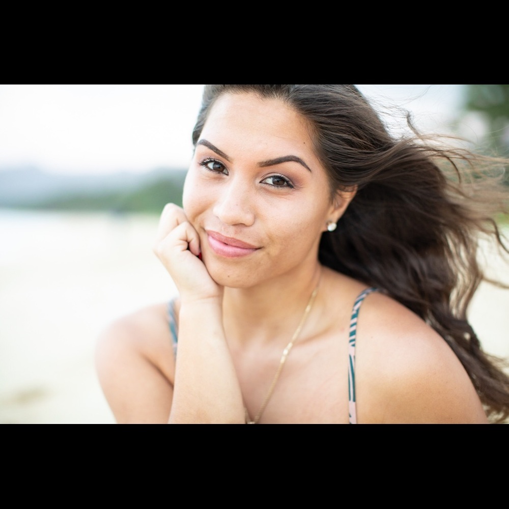 Meet your Posher, Lia